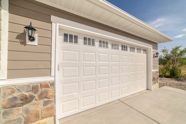 Cost of Garage Lifting in Sacramento